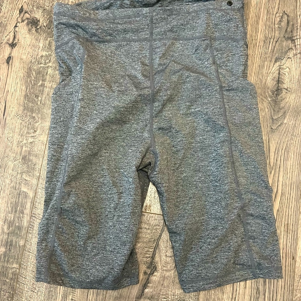 Maternity shorts